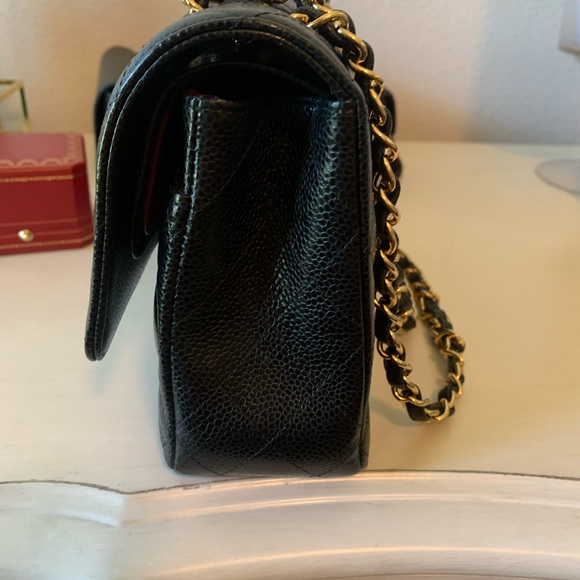 Chanel medium classic flap - Picture 3 of 17